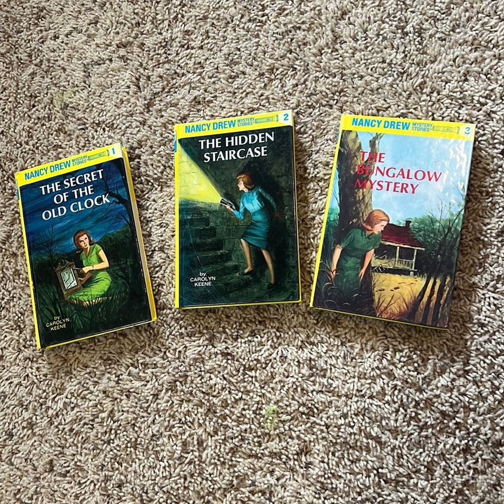 Excellent condition Nancy Drew Mystery Stories Hardcover Collection Volumes 1-3!